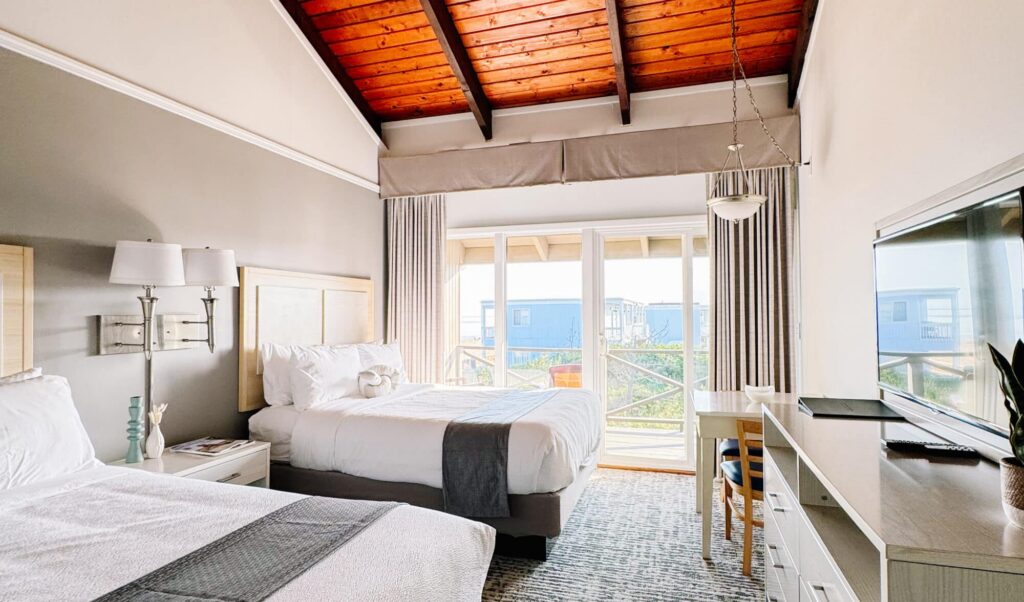 Royal Atlantic Beach Resorts - Ocean View Queen Room