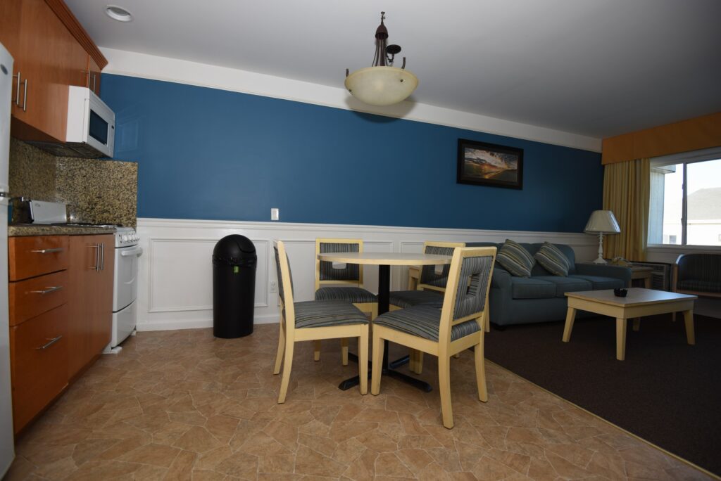 Royal Atlantic Beach Resorts - Two Bedroom Suite